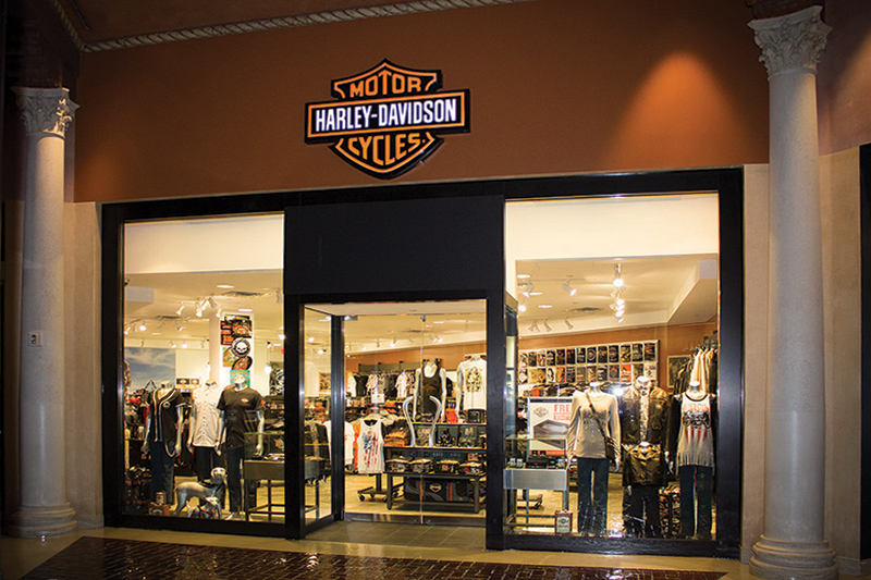 HarleyDavidsonCanal StoreFront_6714 3×2 cmyk 300