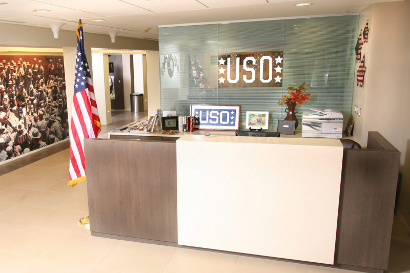 USO Lounge McCarran_01 Entry 8×5 300 United Service Organizations